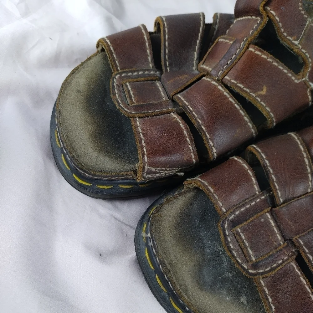 Vtg Dr Martens Men's Size 11  Platform Leather Sandals England Summer Wear